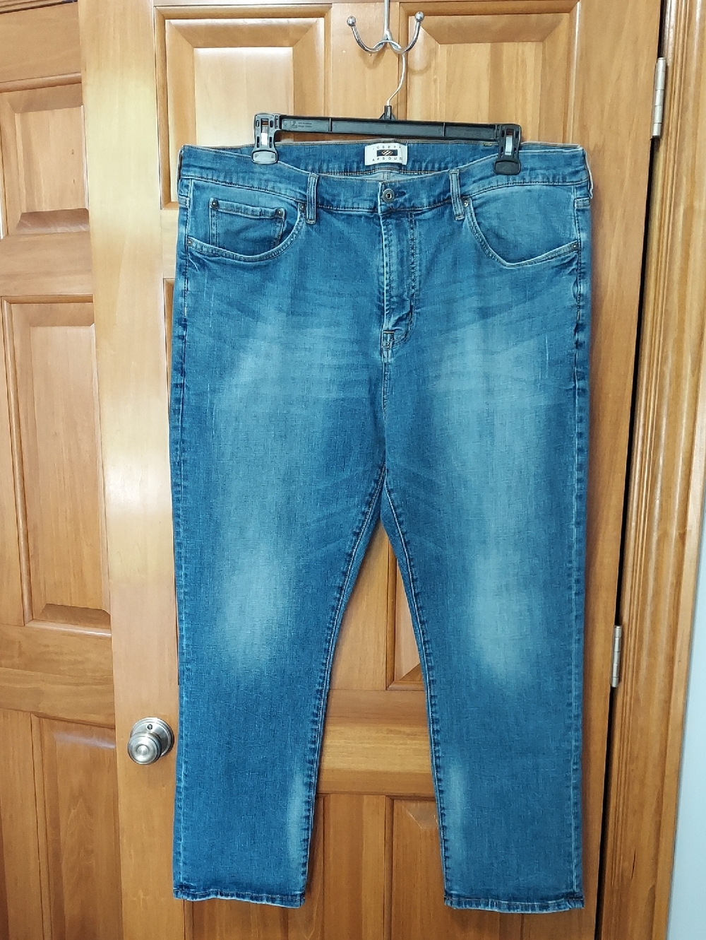 Joseph Abbound Athletic Fit Distressed Blue Jeans With Stretch, Size 44X30 EUC